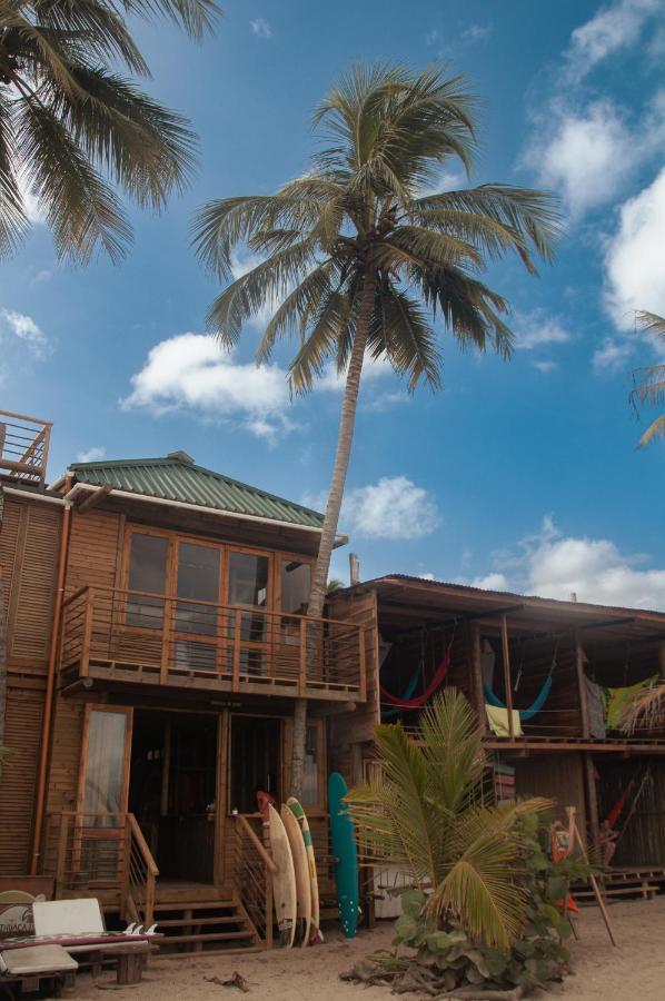 Ostello Mendihuaca Surf Camp Guachaca Esterno foto